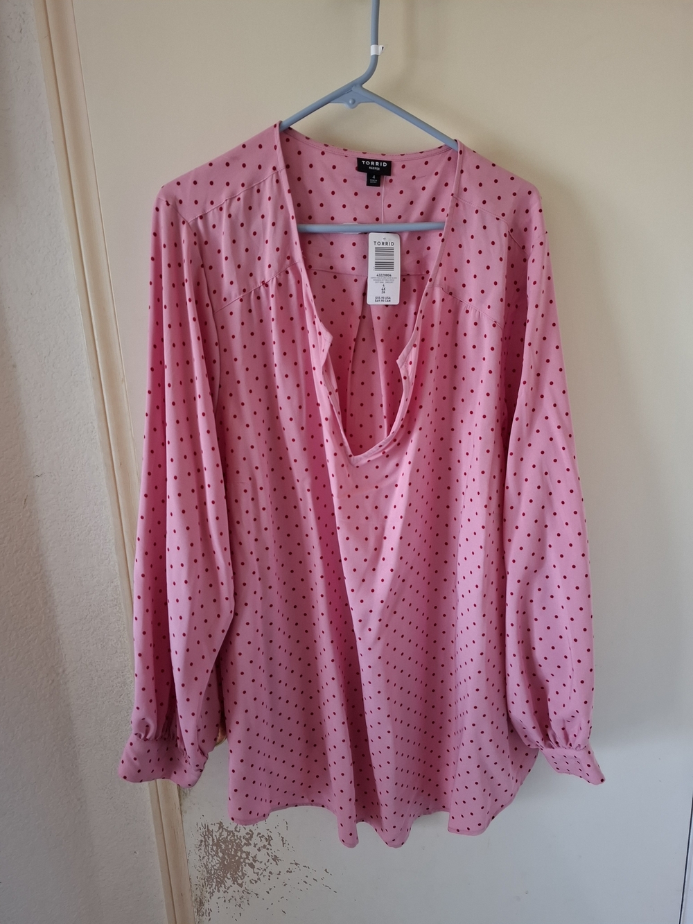 torrid 4x Pink Blouse with Black Dot Print